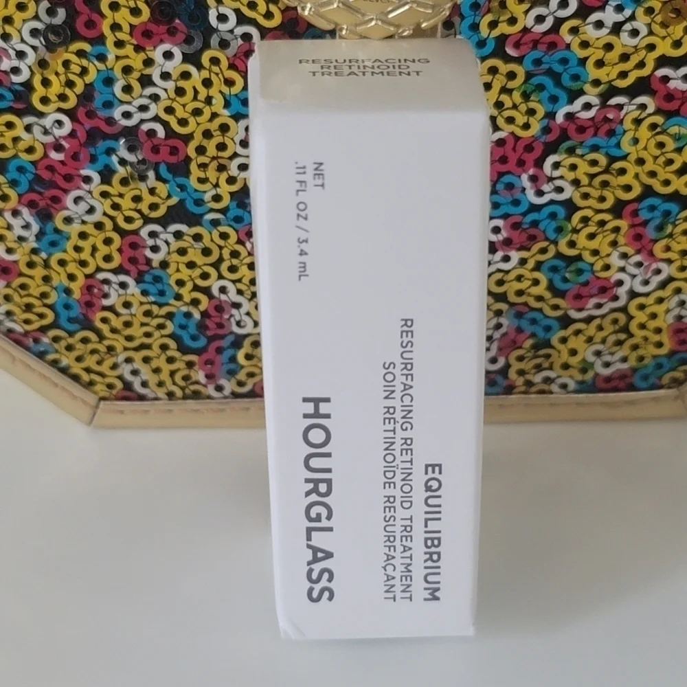 🟠 4 for $25 🟠 HOURGLASS EQUILIBRIUM RESURFACING RETINOID TREATMENT